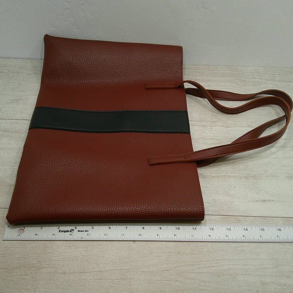 Vince Camuto Luck Tote Bag Vegan Pebbled Leather Red Desert Stripe Work Laptop - Picture 8 of 10